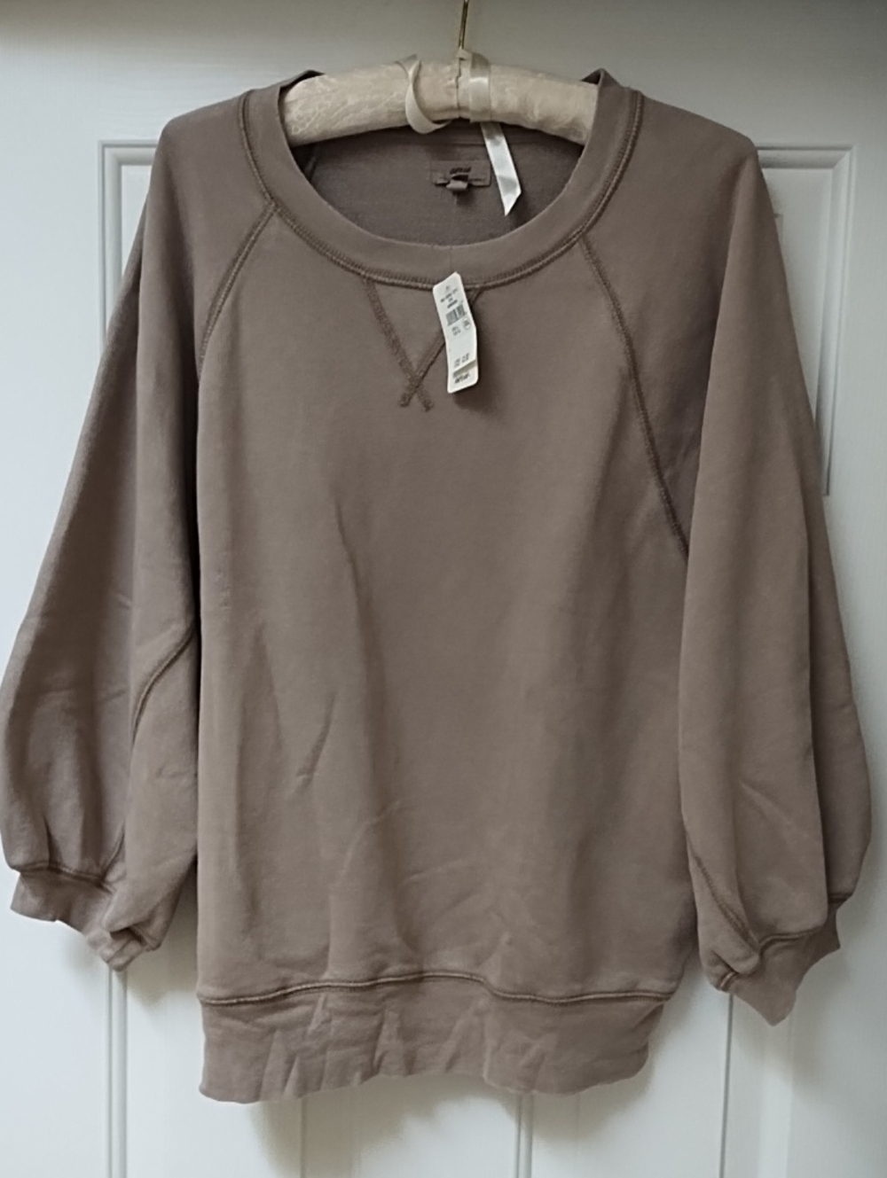Aerie Femme Crewneck Sweatshirt  NWT!
